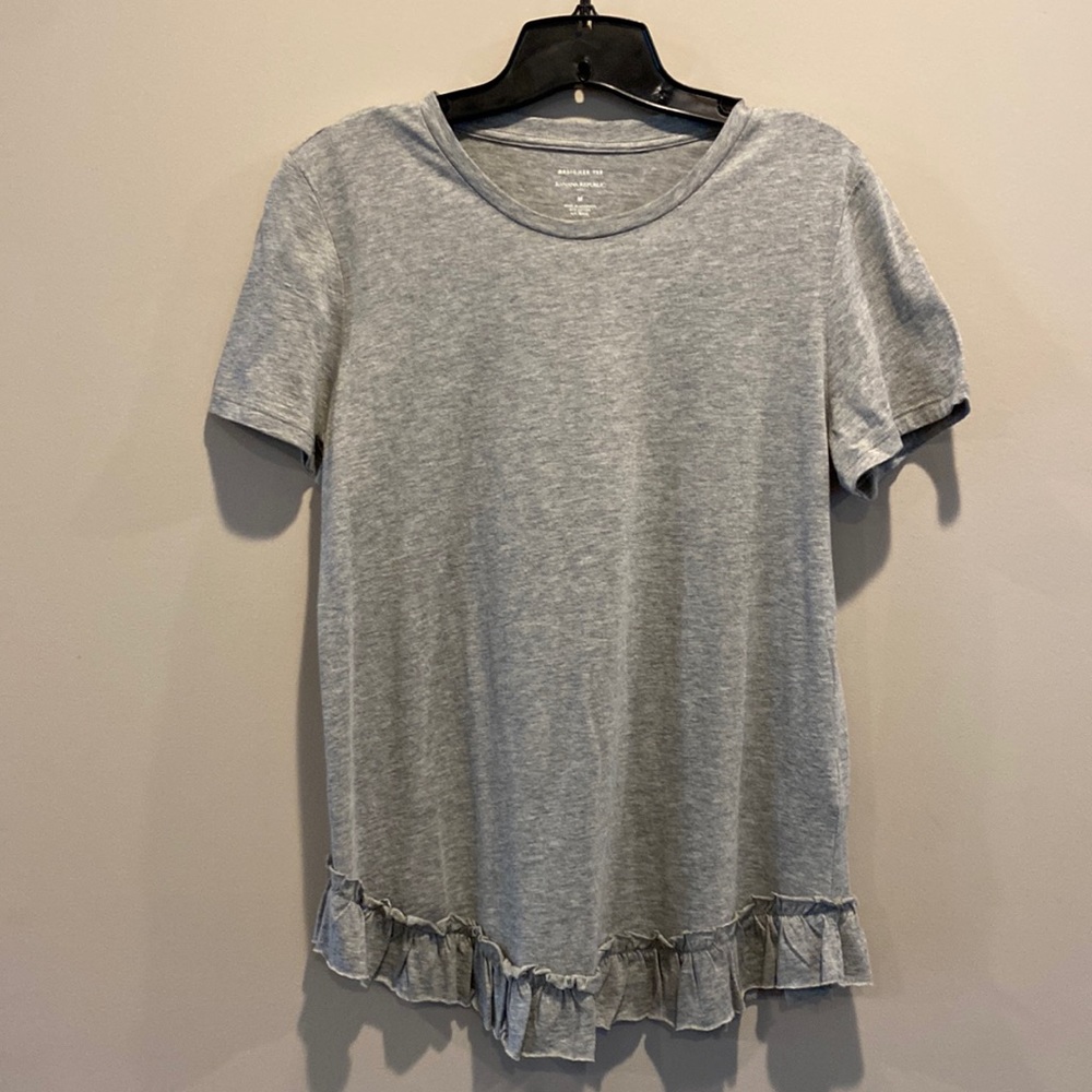 Banana Republic gray Designer Tee with ruffled hem